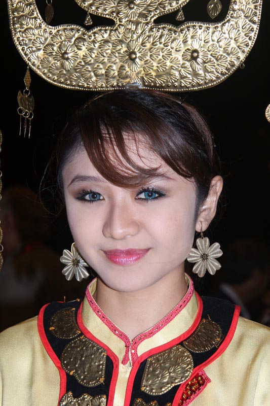 sabah girl final.jpg