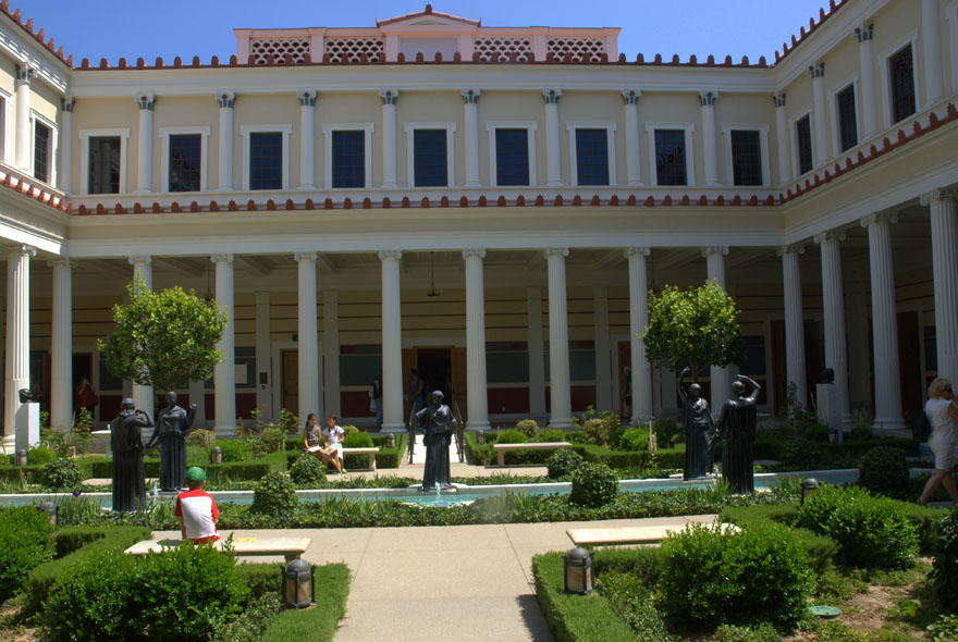 GettyVilla063a.jpg