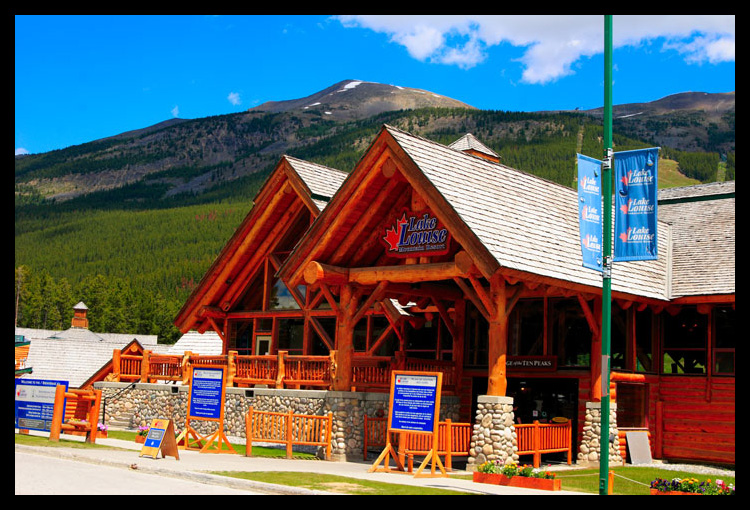 LakeLouise_MountainResort_m.jpg
