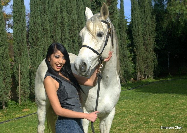 1-1 JACKIE & HORSIE WHITE - EM- _EMC1863.jpg