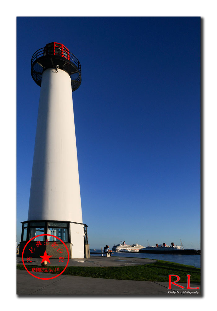 LightHouse1.jpg