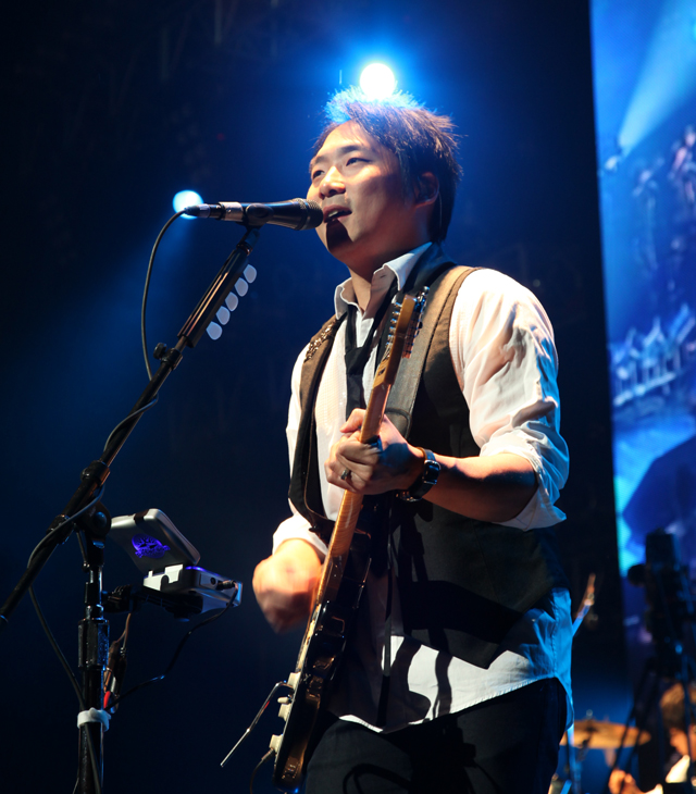 五月天DNA (18 of 96).jpg