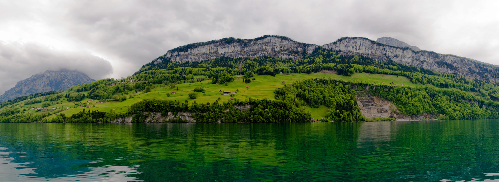 Lake Lucerne_Panorama1 med.jpg