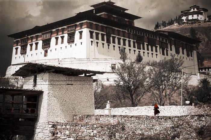 james_kao_Paro dzong.jpg