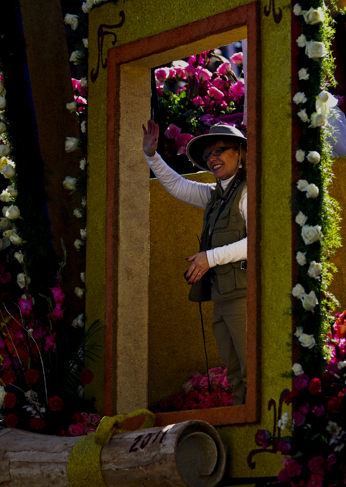 photographer in  flower frame.jpg