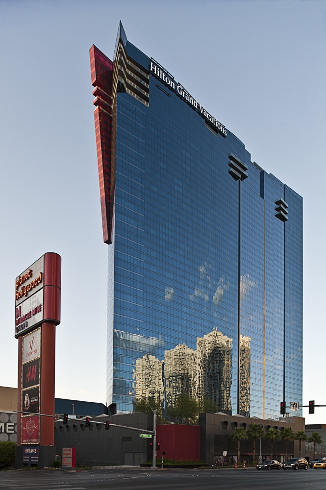 Vegas 5-12 Photo 1.jpg