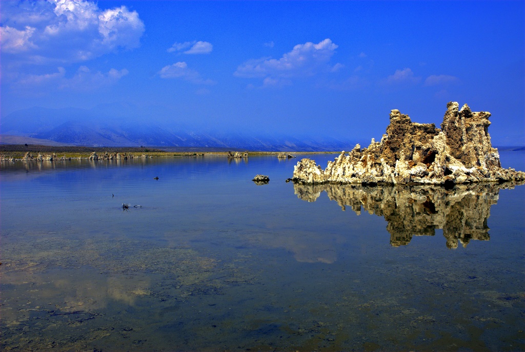 2MonoLake029a-1.jpg